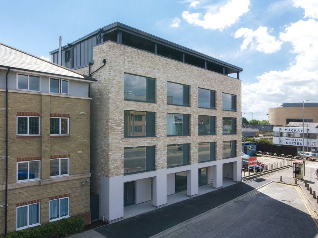 1 bed flat for sale in East Road, Cambridge, Cambridgeshire CB1, £150,000