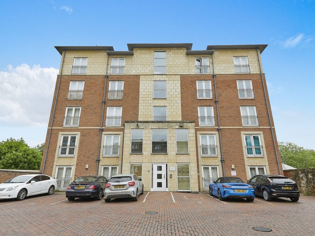 2 bed flat for sale in Duke Street, Derby DE1, £120,000