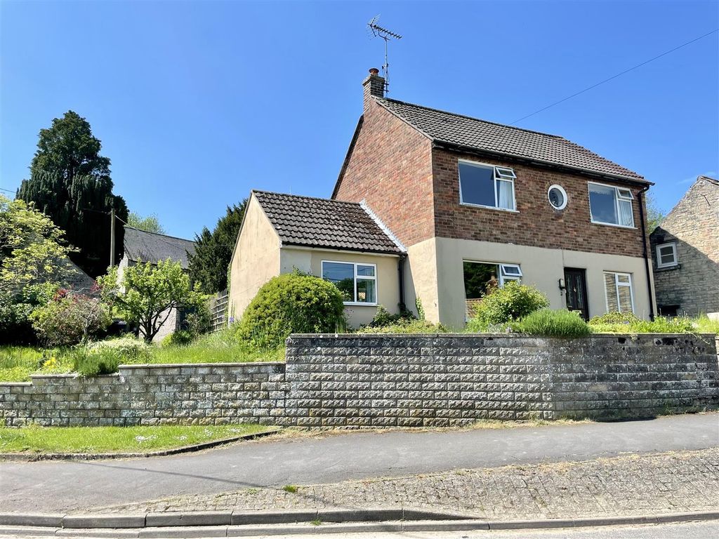 3 bed detached house for sale in High Street, Castle Bytham, Grantham NG33, £325,000
