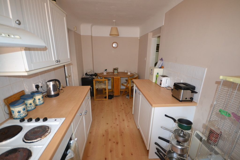 1 bed flat for sale in Park Terrace, Waterloo, Liverpool L22, £75,000