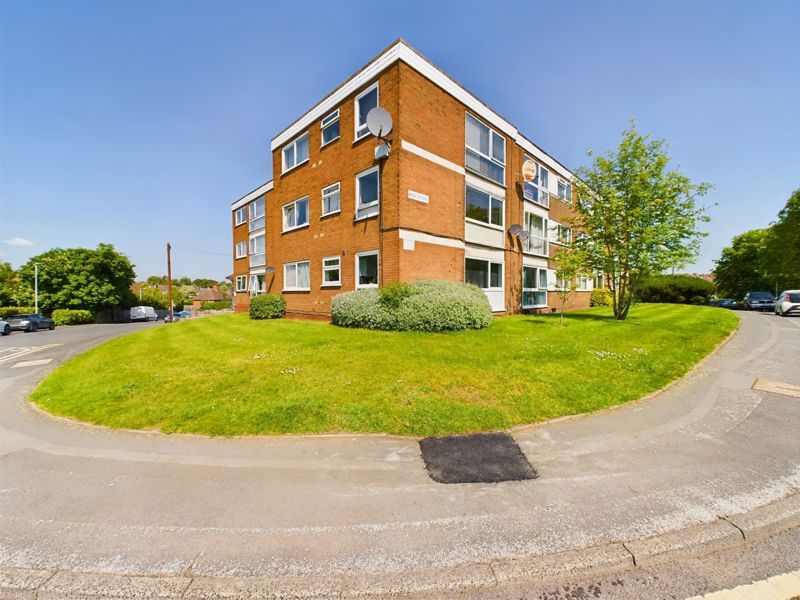 2 bed flat for sale in Beechdale, Perry Hill Road, Oldbury B68, £125,000