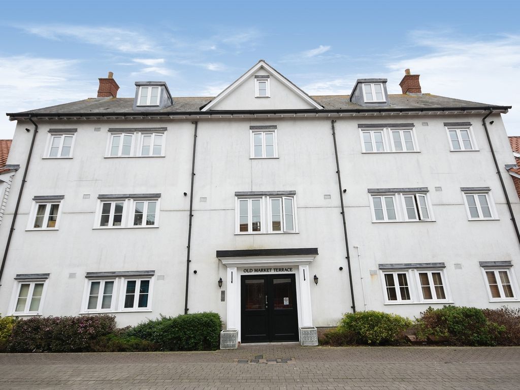 1 bed flat for sale in Hart Street, Brentwood CM14, £220,000