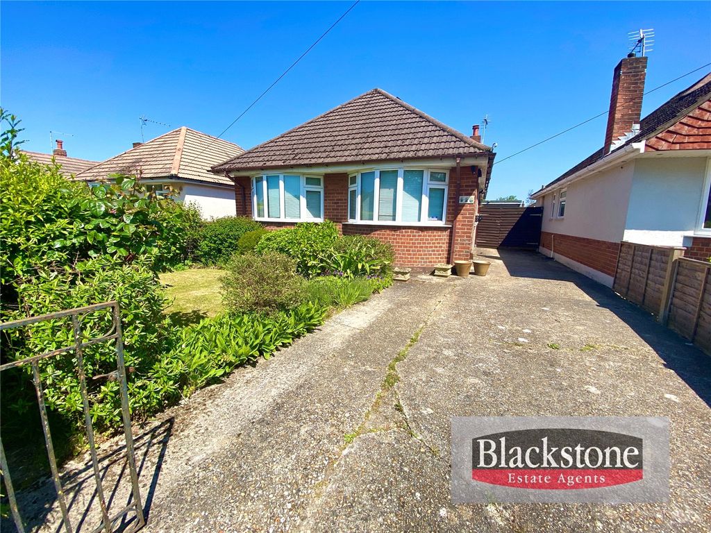 2 bed bungalow for sale in Kinson Road, Kinson, Bournemouth, Dorset BH10, £325,000