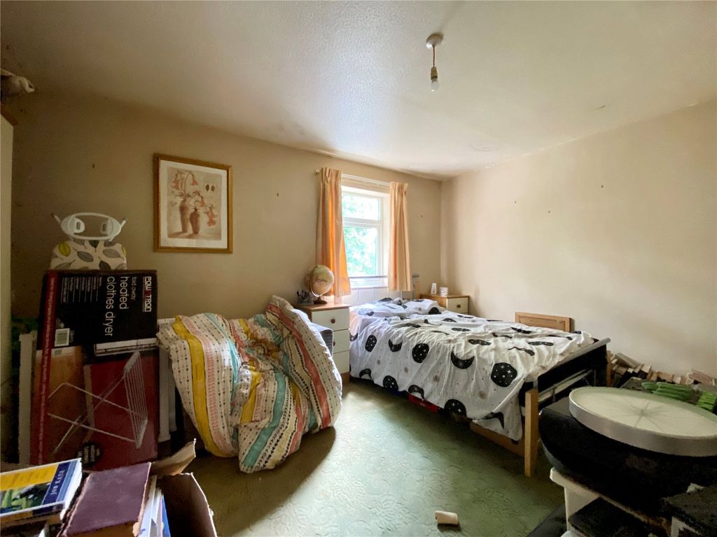 1 bed flat for sale in Iris Crescent, Wrockwardine Wood, Telford, Shropshire TF2, £75,000