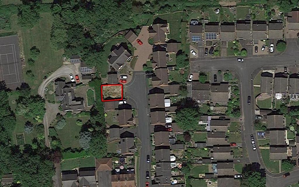 Land for sale in Crown Hill Close, Stoke Golding, Nuneaton CV13, £120,000