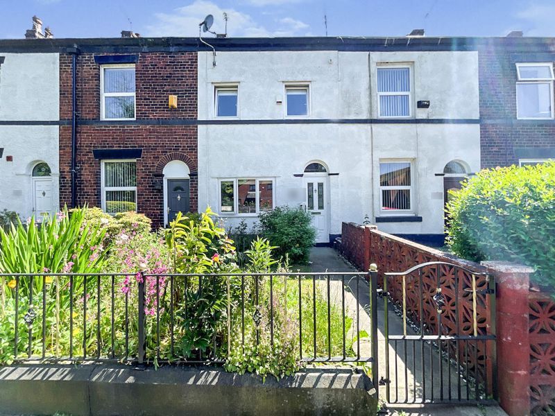 3 bed terraced house for sale in Fir Street, Bury BL9, £165,000