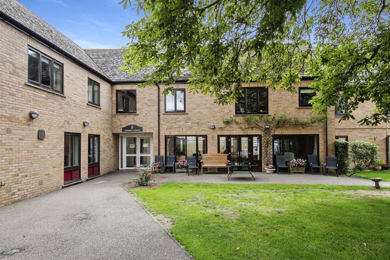 1 bed flat for sale in Windmill Grange, Cambridge CB24, £125,000