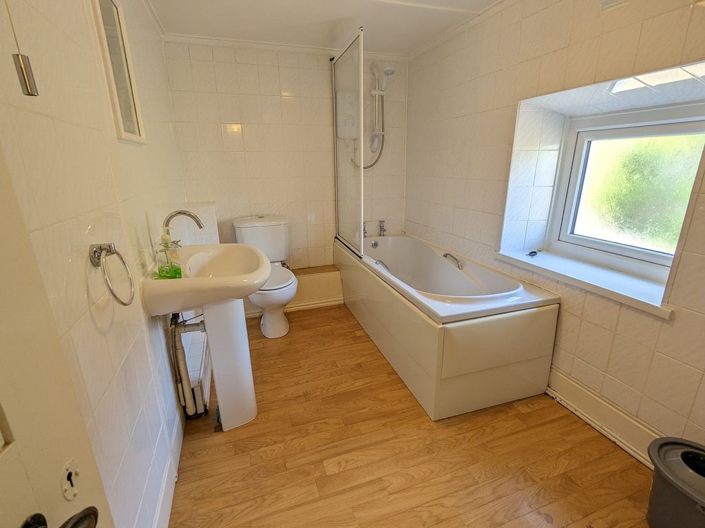 2 bed terraced house for sale in Green Hill, Llandysul, Ceredigion. SA44, £84,950