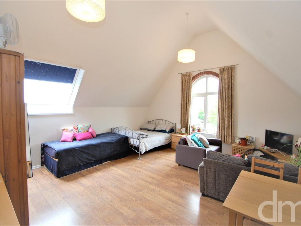 1 bed flat for sale in Mynott Court, Church Road, Tiptree, Colchester, Essex CO5, £139,500