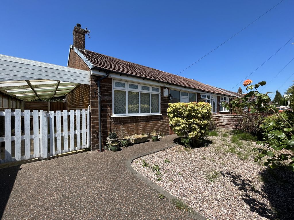 2 bed bungalow for sale in Mansfield Avenue, Denton M34, £240,000