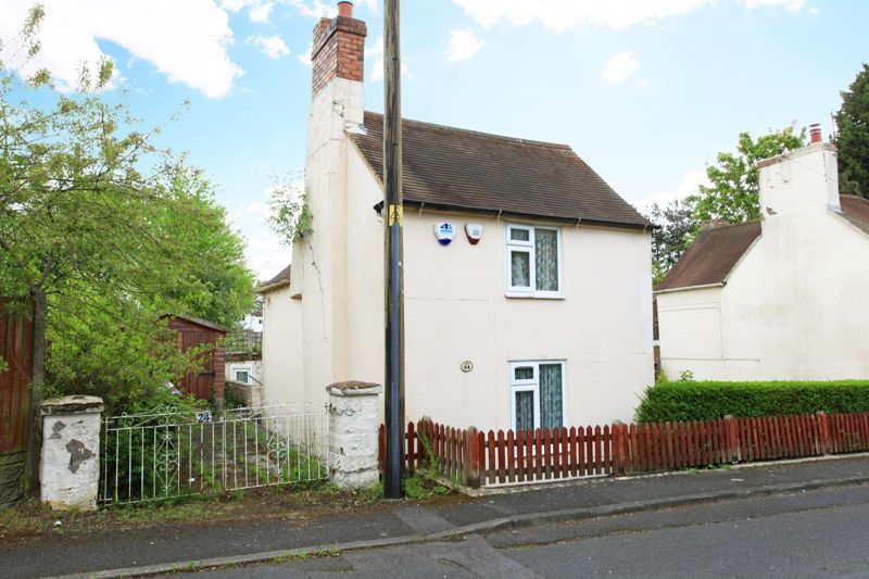 2 bed cottage for sale in Heath Hill, Dawley, Telford TF4, £175,000
