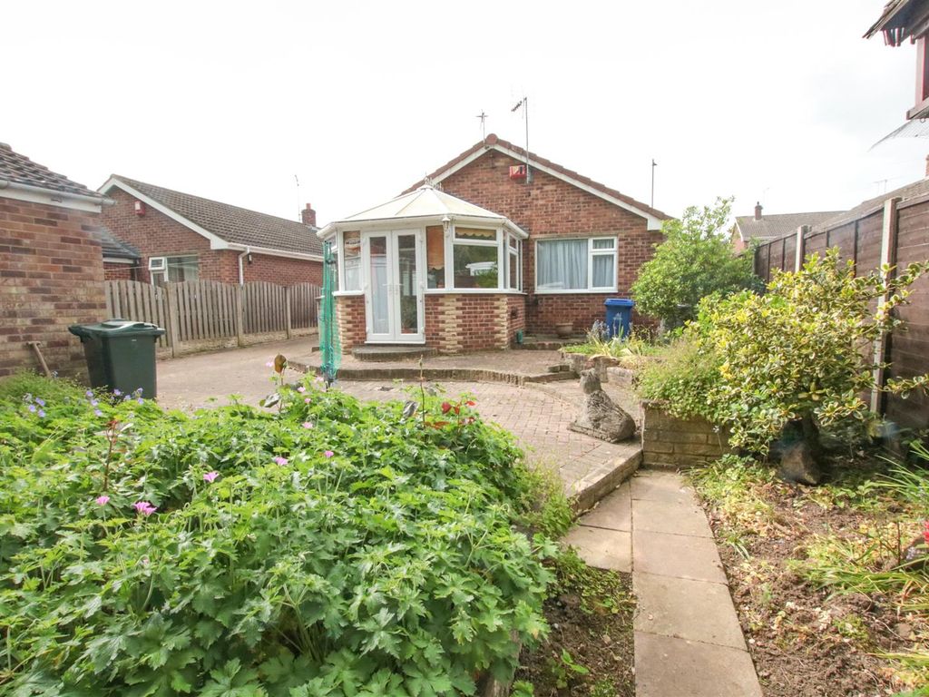 2 bed detached bungalow for sale in Stapleton Road, Warmsworth, Doncaster DN4, £210,000