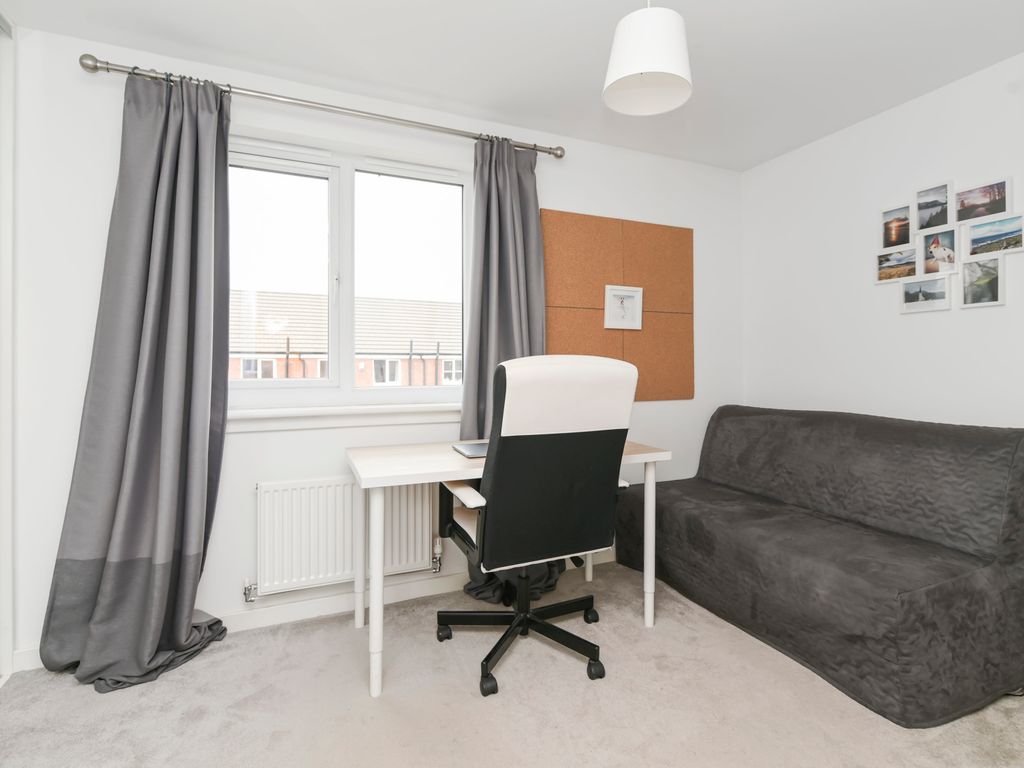 2 bed end terrace house for sale in 22 Lingerwood Lane, Edinburgh EH16, £220,000