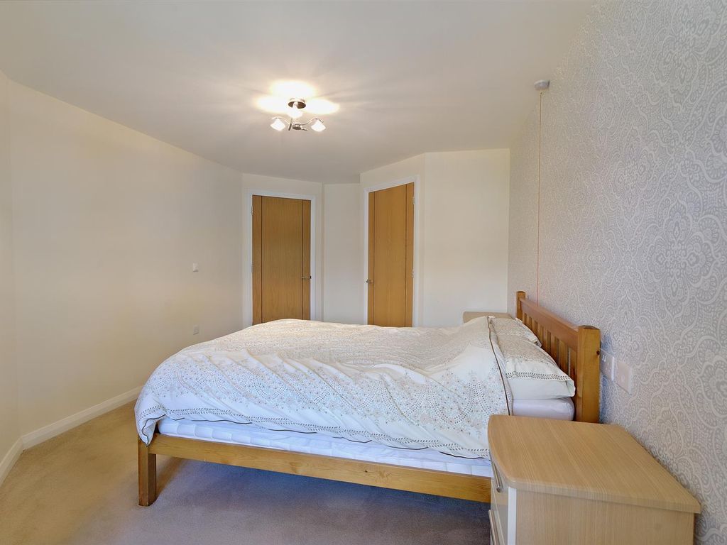 1 bed flat for sale in Webb View, Kendal LA9, £158,000