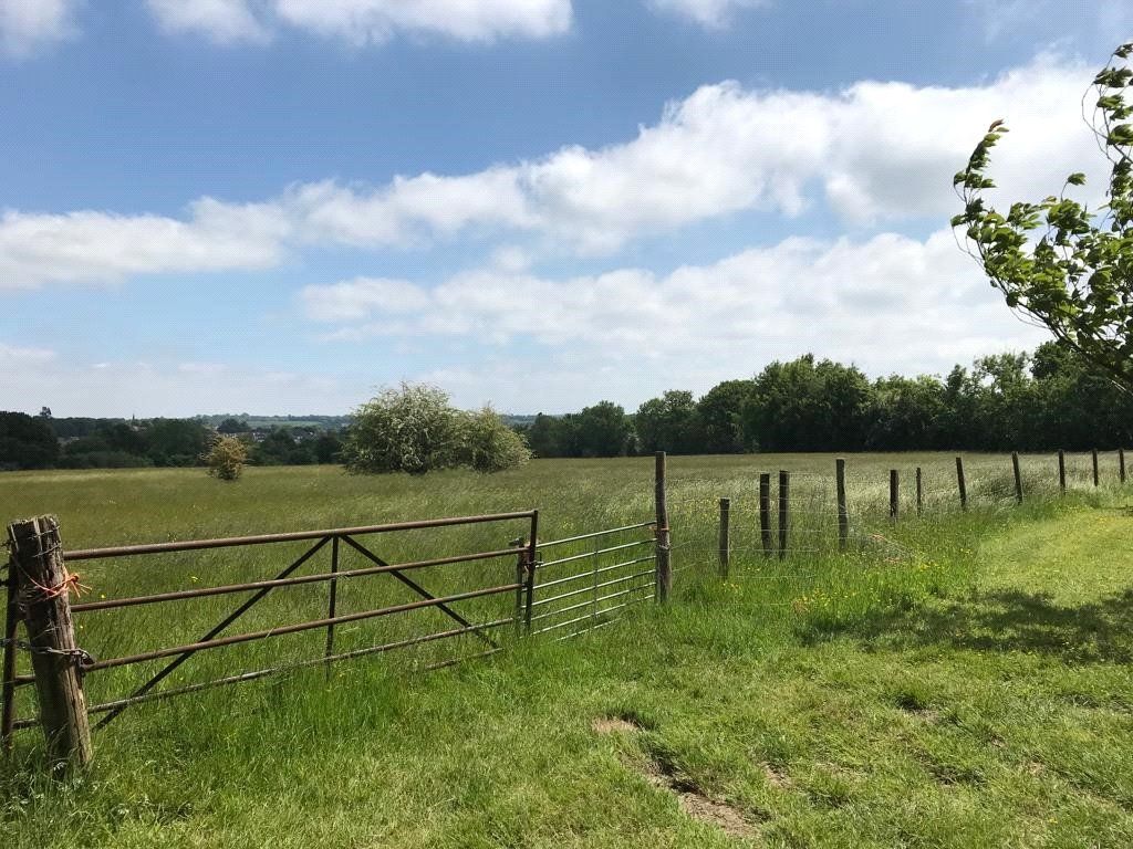 Land for sale in Rocks Road, Uckfield, East Sussex TN22, £100,000
