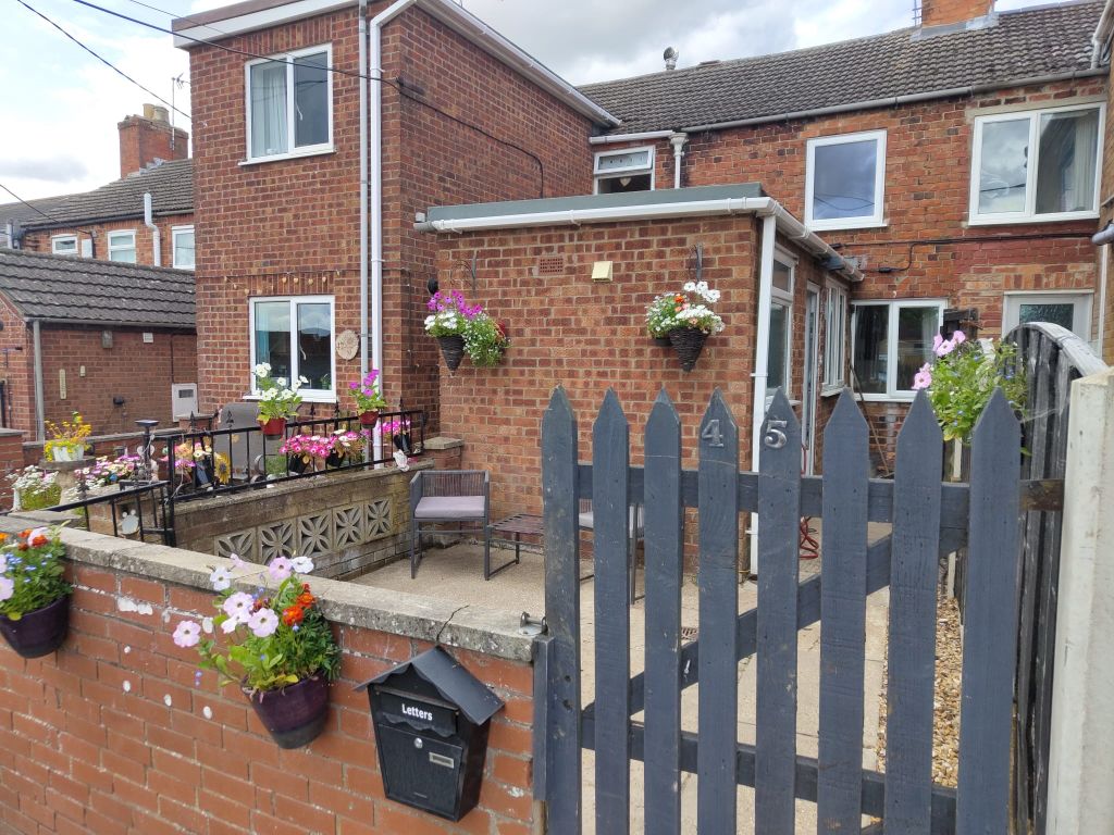 2 bed terraced house for sale in Alma Place, Spilsby PE23, £150,000