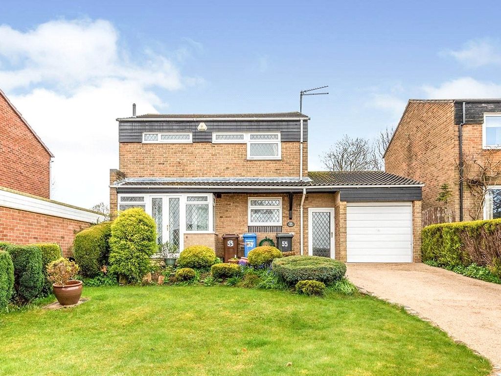 3 bed detached house for sale in Park Avenue, Chapeltown, Sheffield, South Yorkshire S35, £260,000