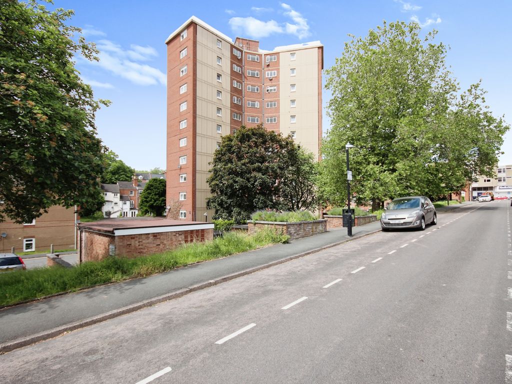 2 bed flat for sale in New Brook Street, Leamington Spa, Warwickshire CV32, £90,000