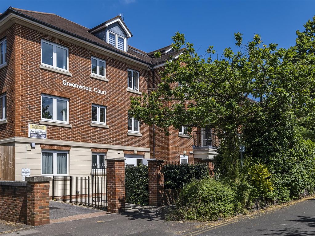 1 bed flat for sale in 7-9 Greenwood Court, The Parade, Epsom KT18, £170,000