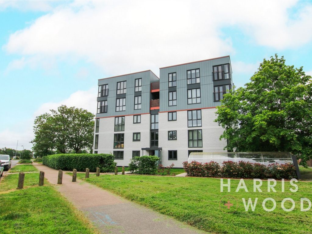 2 bed flat for sale in Earlswood Way, Colchester, Essex CO2, £190,000