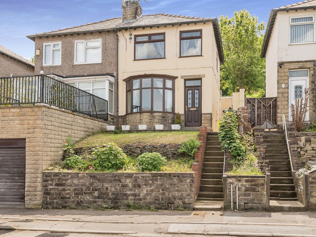 2 bed semi-detached house for sale in Cross Lane, Newsome, Huddersfield HD4, £140,000