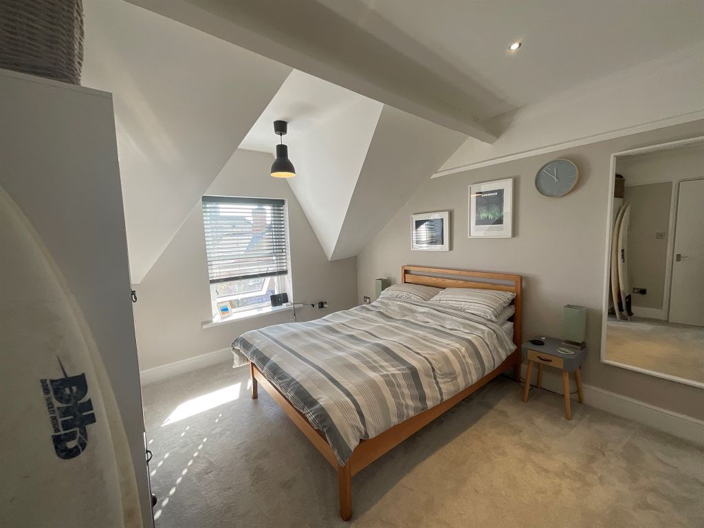 1 bed flat for sale in Pen-Y-Lan Road, Roath, Cardiff CF24, £160,000
