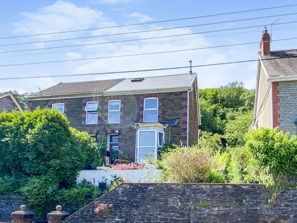 3 bed semi-detached house for sale in Swansea Road, Pontardawe SA8, £190,000