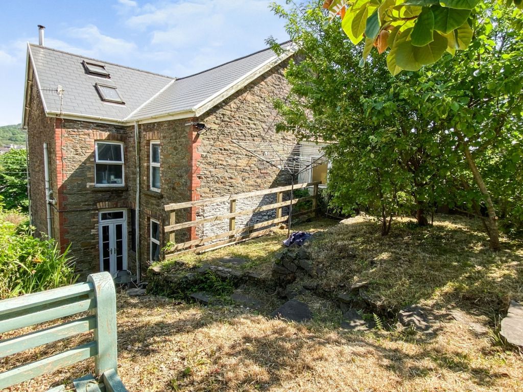 3 bed semi-detached house for sale in Swansea Road, Pontardawe SA8, £190,000