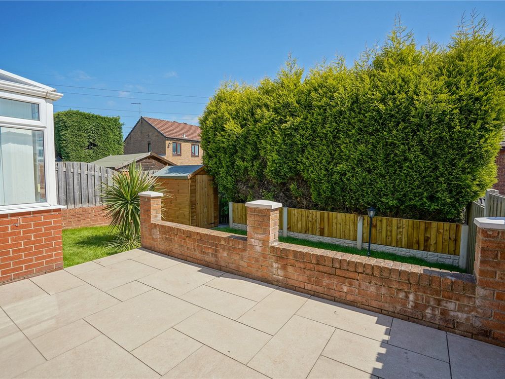 3 bed detached house for sale in Fernleigh Drive, Brinsworth, Rotherham, South Yorkshire S60, £250,000