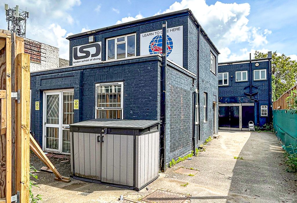 Industrial for sale in Chiswick W4, £1,500,000