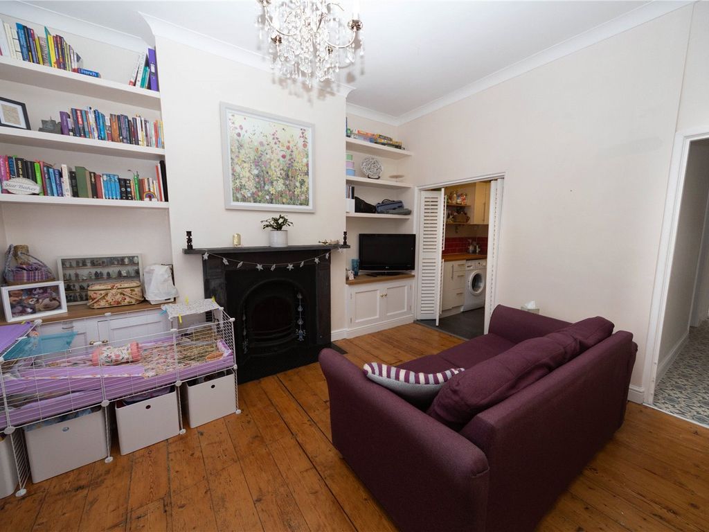 1 bed flat for sale in Hendy Street, Roath Park, Cardiff CF23, £175,000