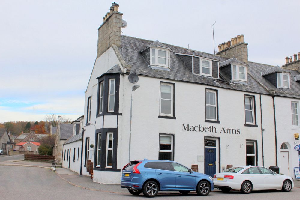 Hotel/guest house for sale in Macbeth Arms Hotel, 1 Station Square, Lumphanan, Royal Deeside AB31, £270,000