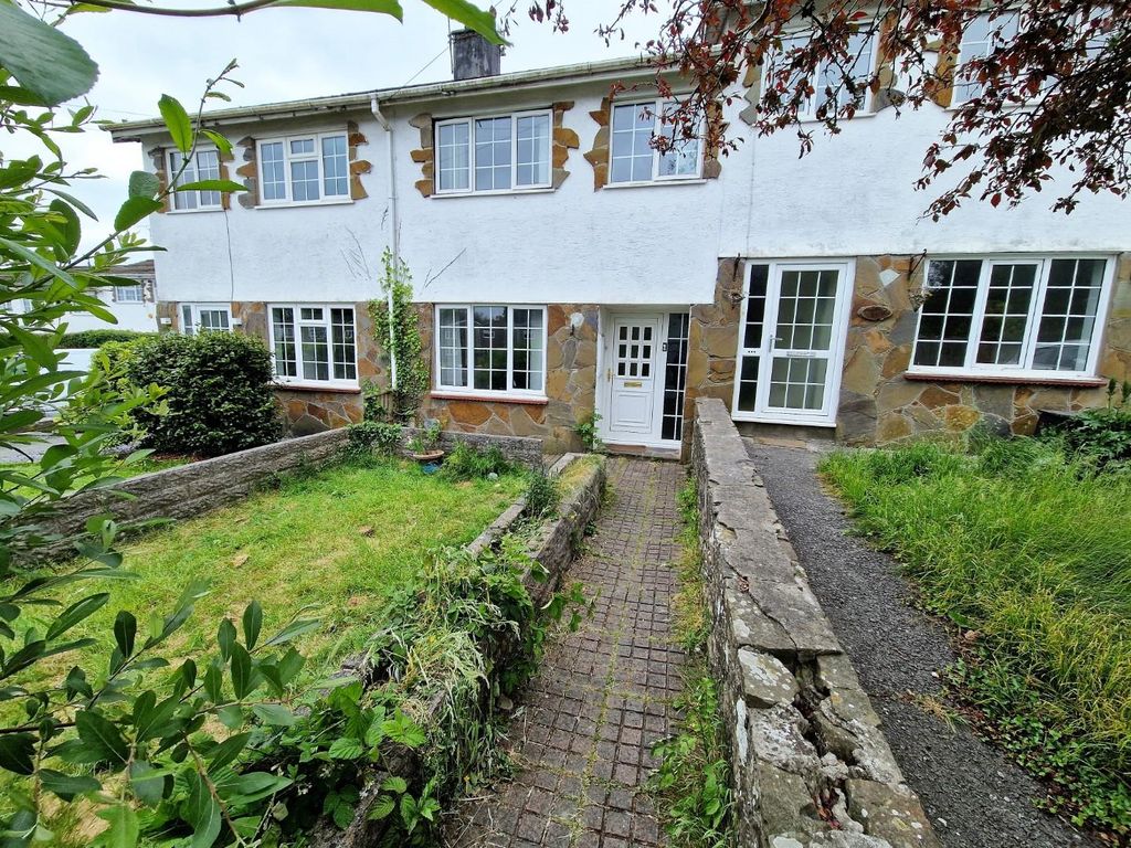 Property for sale in Taliesin Close, Pencoed, Bridgend CF35, £160,000