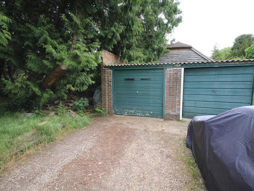 Property for sale in Garage At Bridge Hill House, Higham Lane, Bridge, Canterbury CT4, £20,000