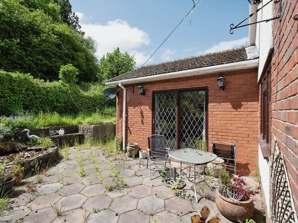 3 bed detached bungalow for sale in Andrews Close, Heolgerrig, Merthyr Tydfil CF48, £200,000