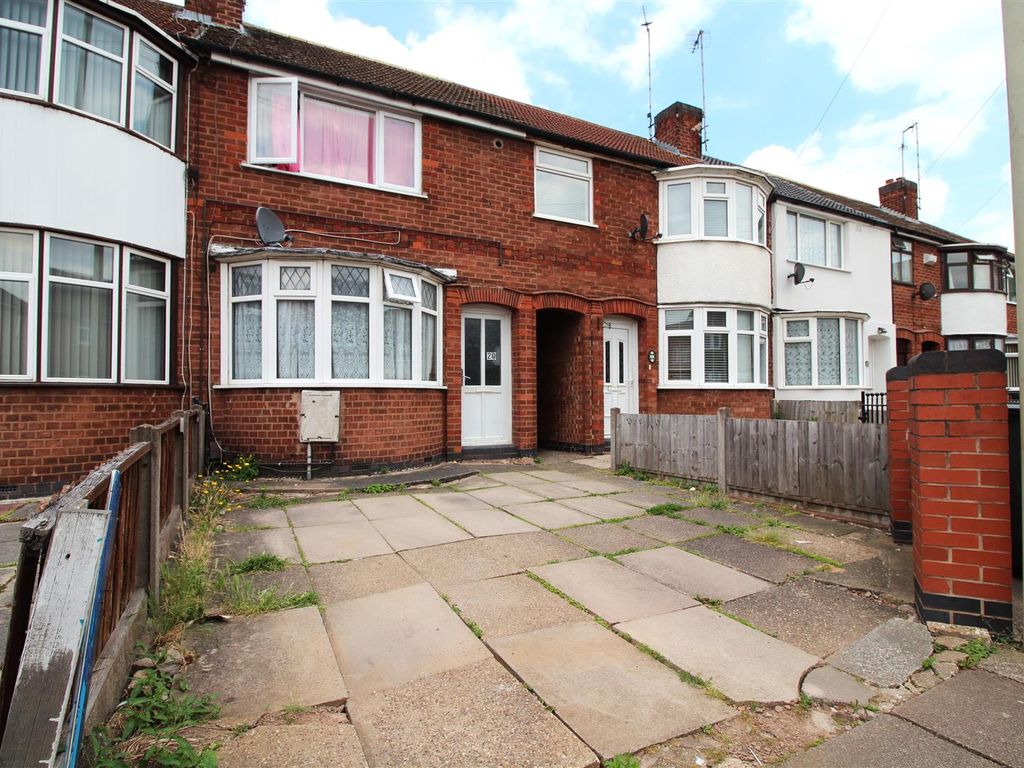 3 bed property for sale in The Brianway, Leicester LE5, £230,000
