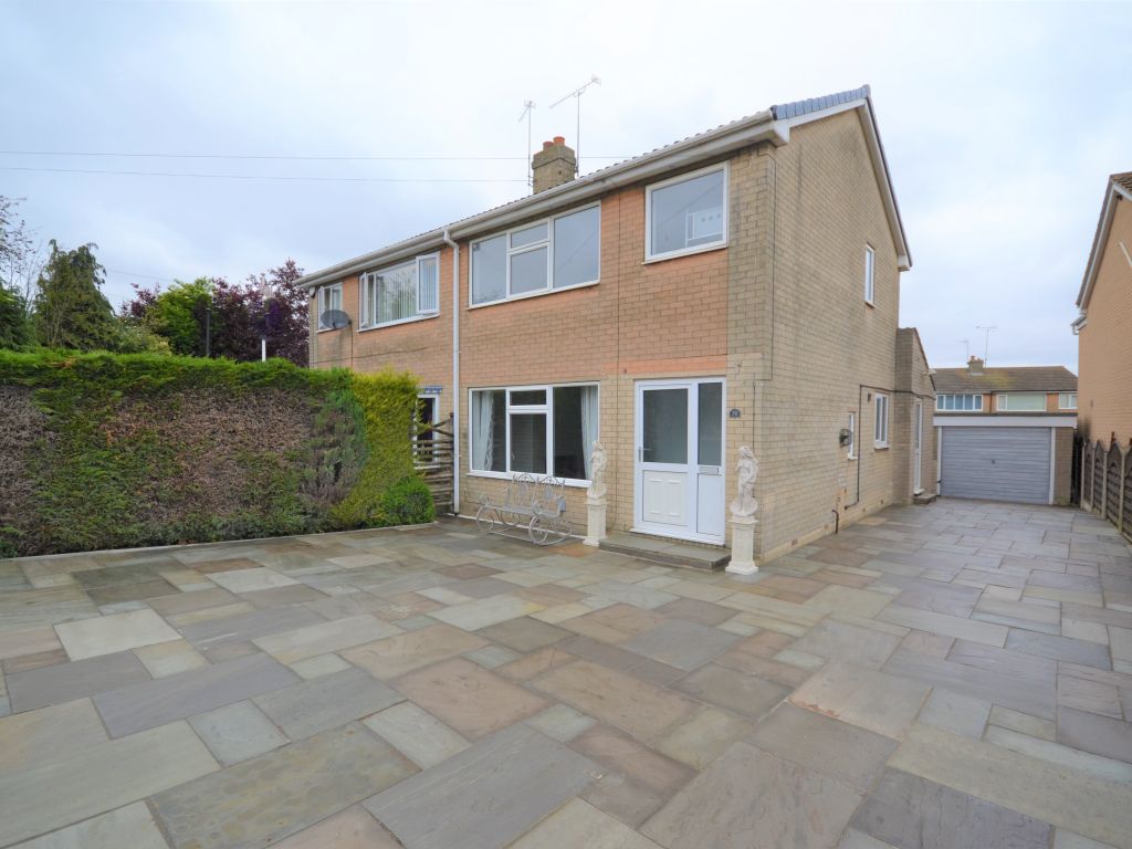 3 bed semi-detached house for sale in Windmill Drive, Wadworth, Doncaster DN11, £195,000
