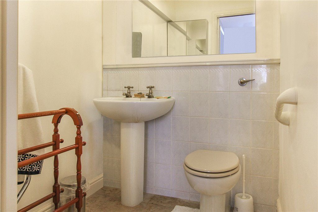 2 bed flat for sale in Belmont Wharf, Skipton, North Yorkshire BD23, £175,000