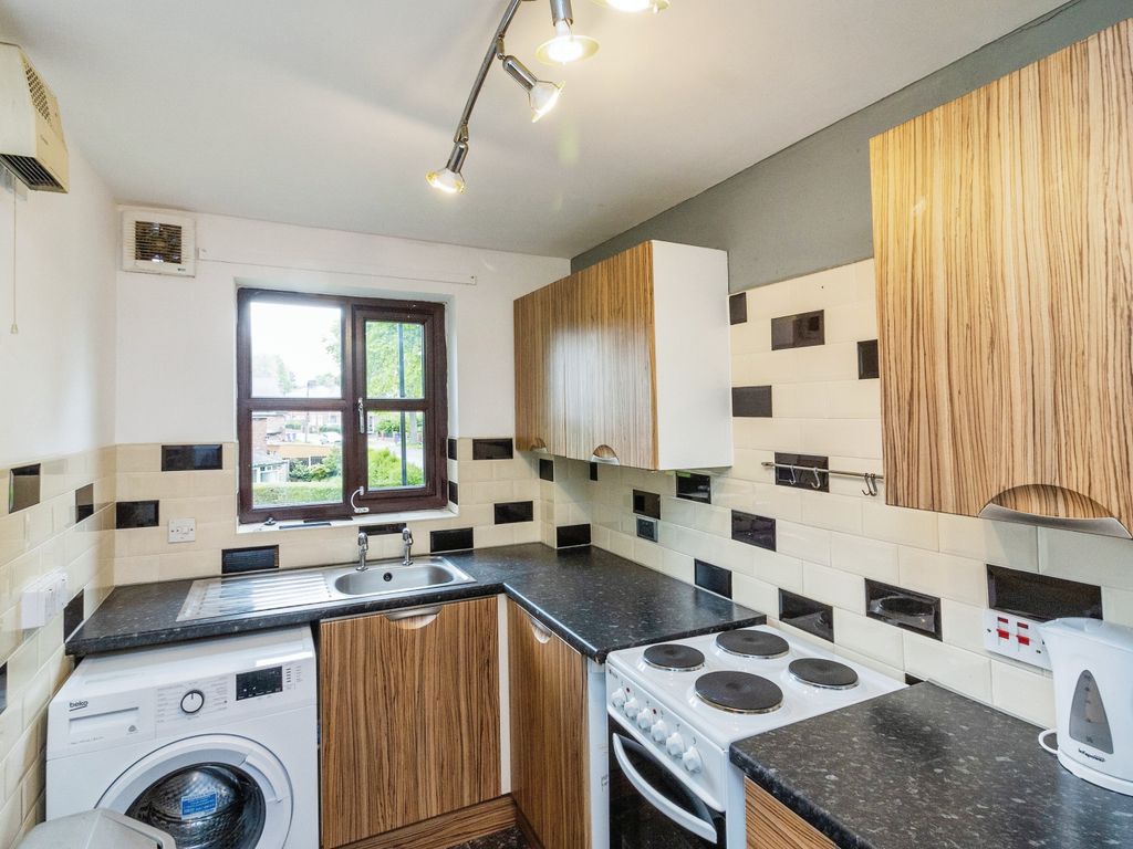 1 bed flat for sale in Sicey Avenue, Sheffield, South Yorkshire S5, £60,000