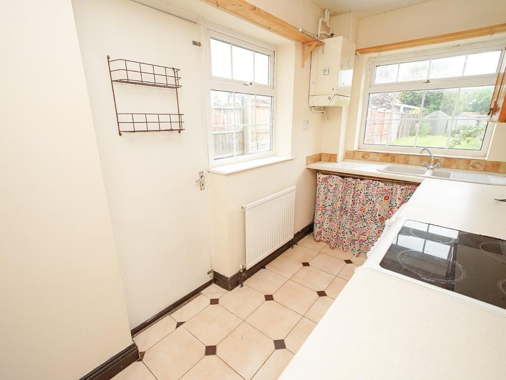 2 bed semi-detached house for sale in Edward Street, Leighton Buzzard LU7, £275,000