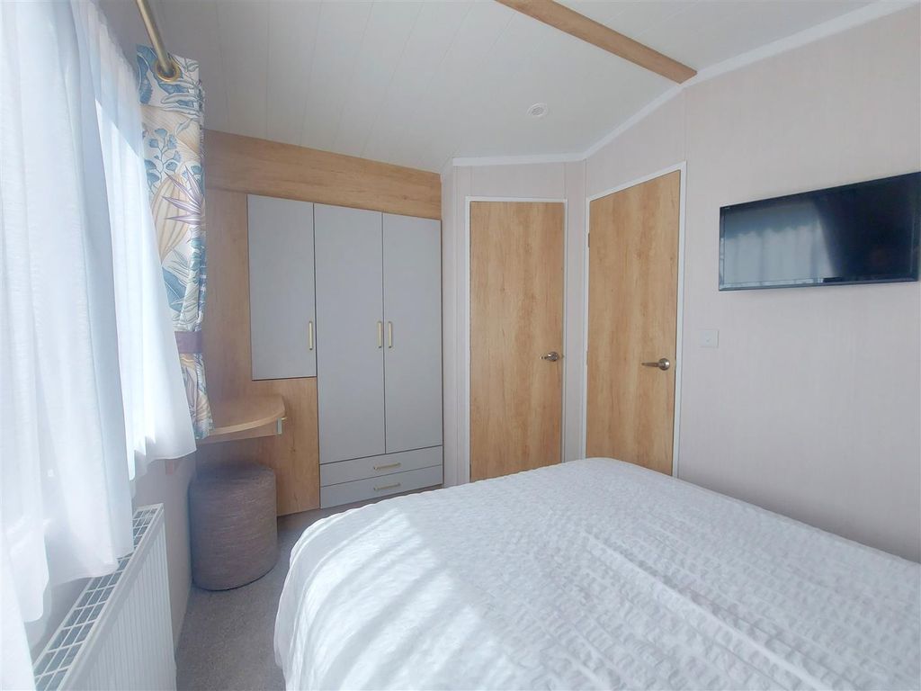 2 bed bungalow for sale in Invertilt Road, Bridge Of Tilt, Pitlochry PH18, £79,995