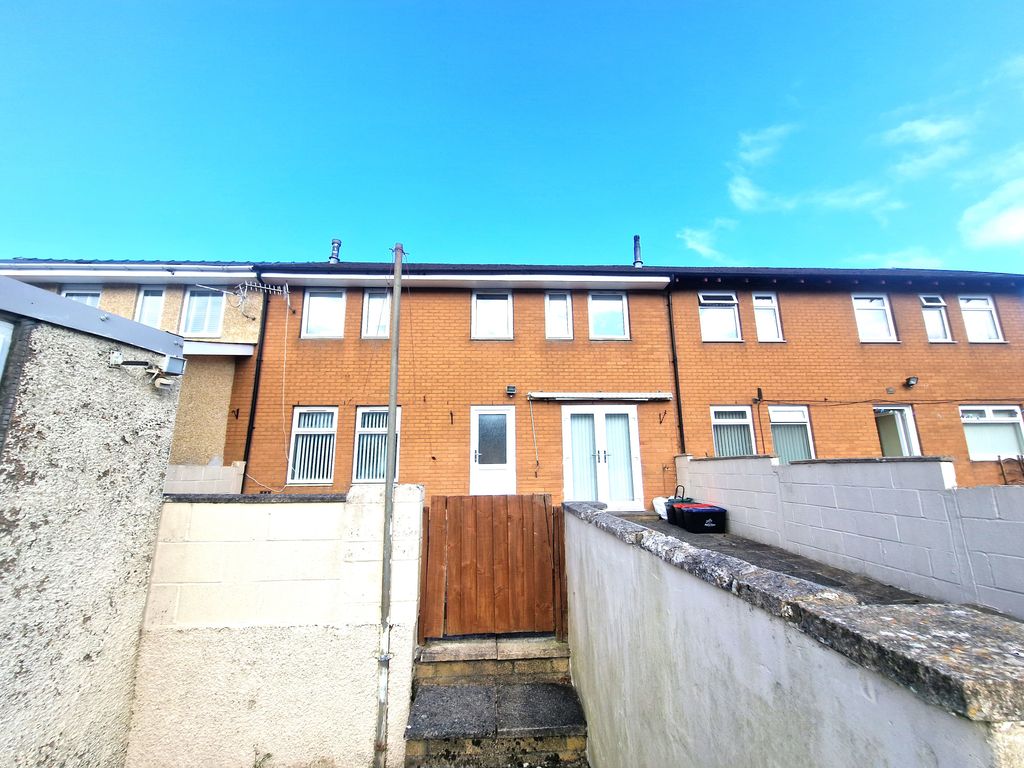 3 bed terraced house for sale in Southlands, Abertillery NP13, £135,000