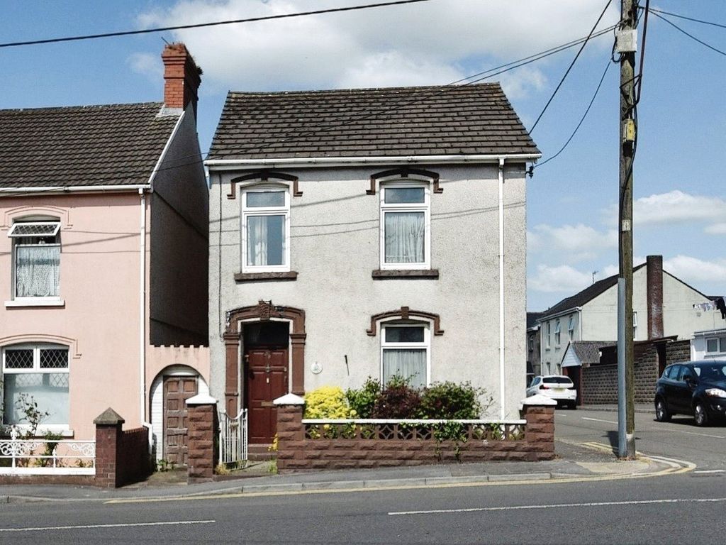 3 bed detached house for sale in Church Road, Burry Port, Carmarthenshire SA16, £120,000