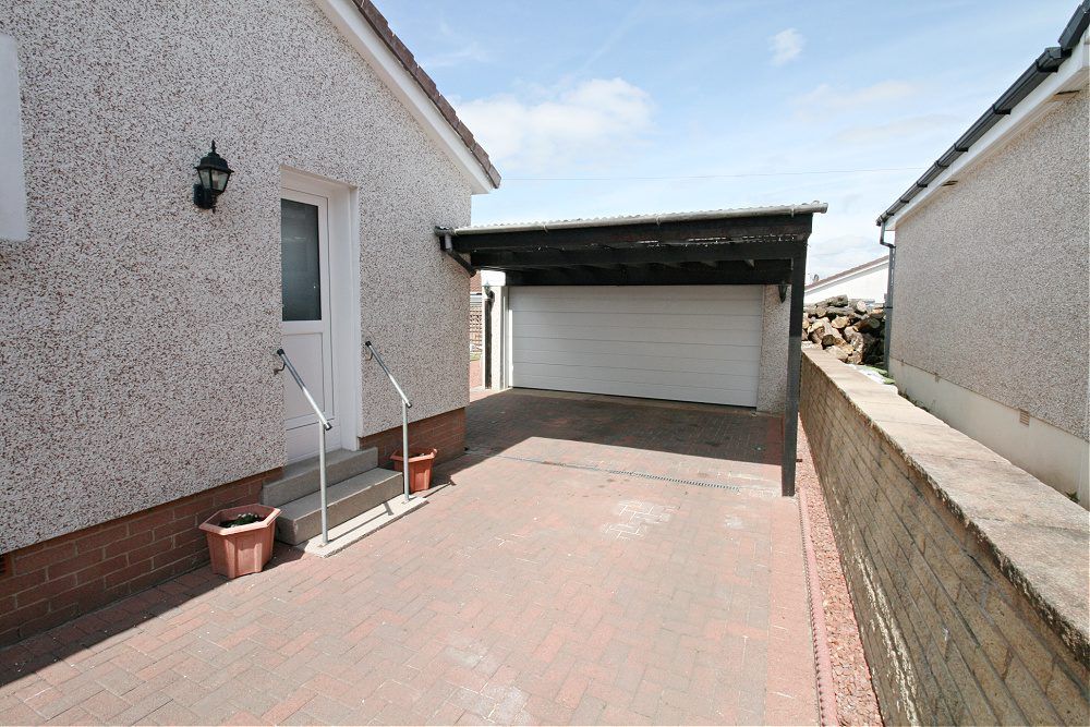 2 bed detached bungalow for sale in 8 Strath Dearn, Law ML8, £177,000