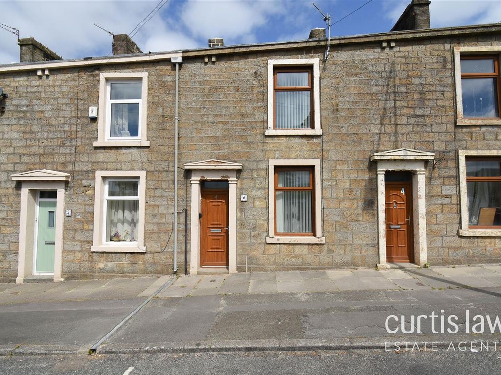 3 bed terraced house for sale in Cabin End Row, Blackburn BB1, £75,000
