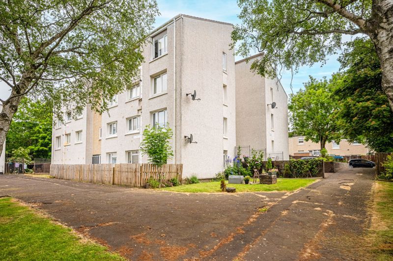 2 bed flat for sale in Helmsdale Court, Cambuslang, Glasgow G72, £73,000