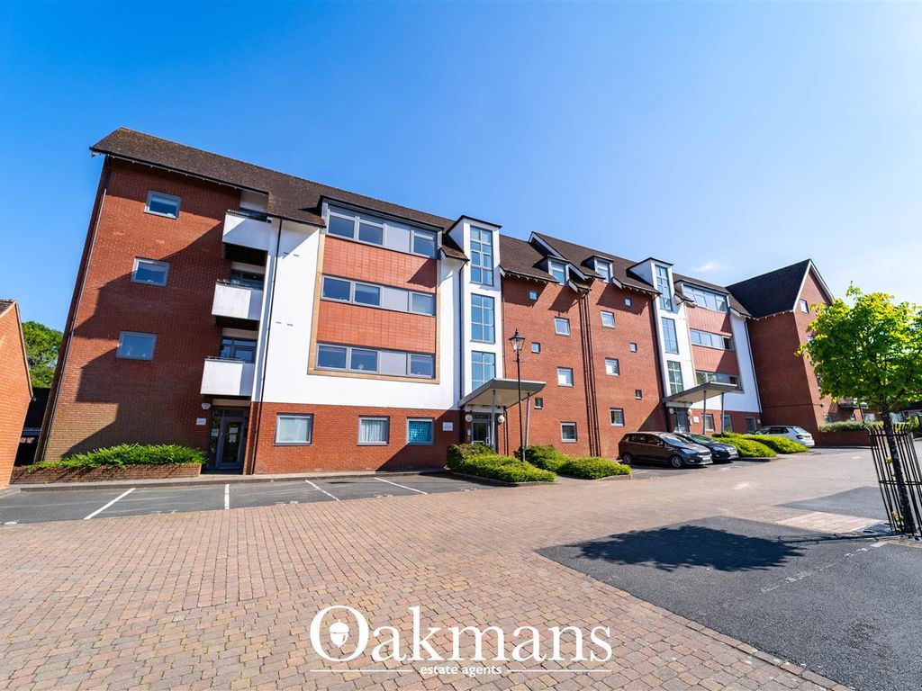 1 bed flat for sale in Griffin Close, Northfield, Birmingham B31, £140,000