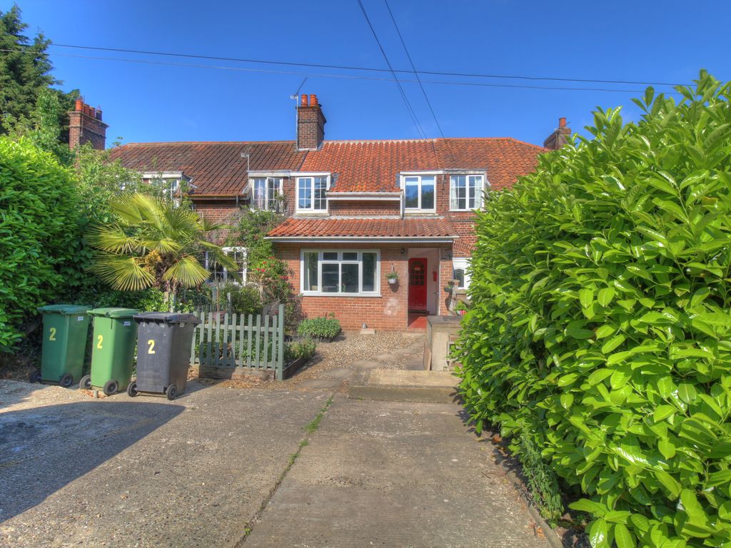 3 bed semi-detached house for sale in Station Lane, Hethersett, Norwich NR9, £230,000