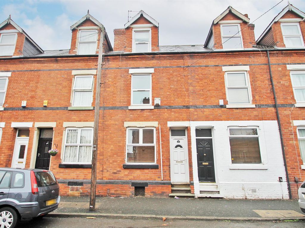 3 bed terraced house for sale in Trent Road, Sneinton, Nottingham NG2, £155,000
