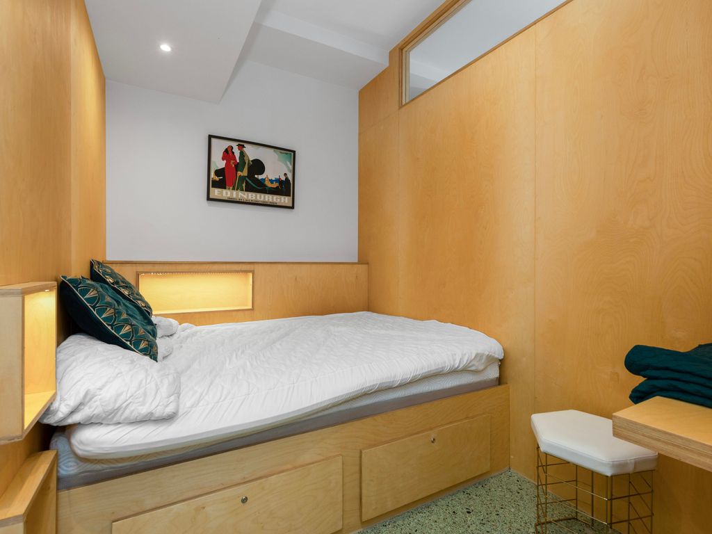 1 bed flat for sale in Lothian House, 124/37 Lothian Road, Fountainbridge, Edinburgh EH3, £200,000